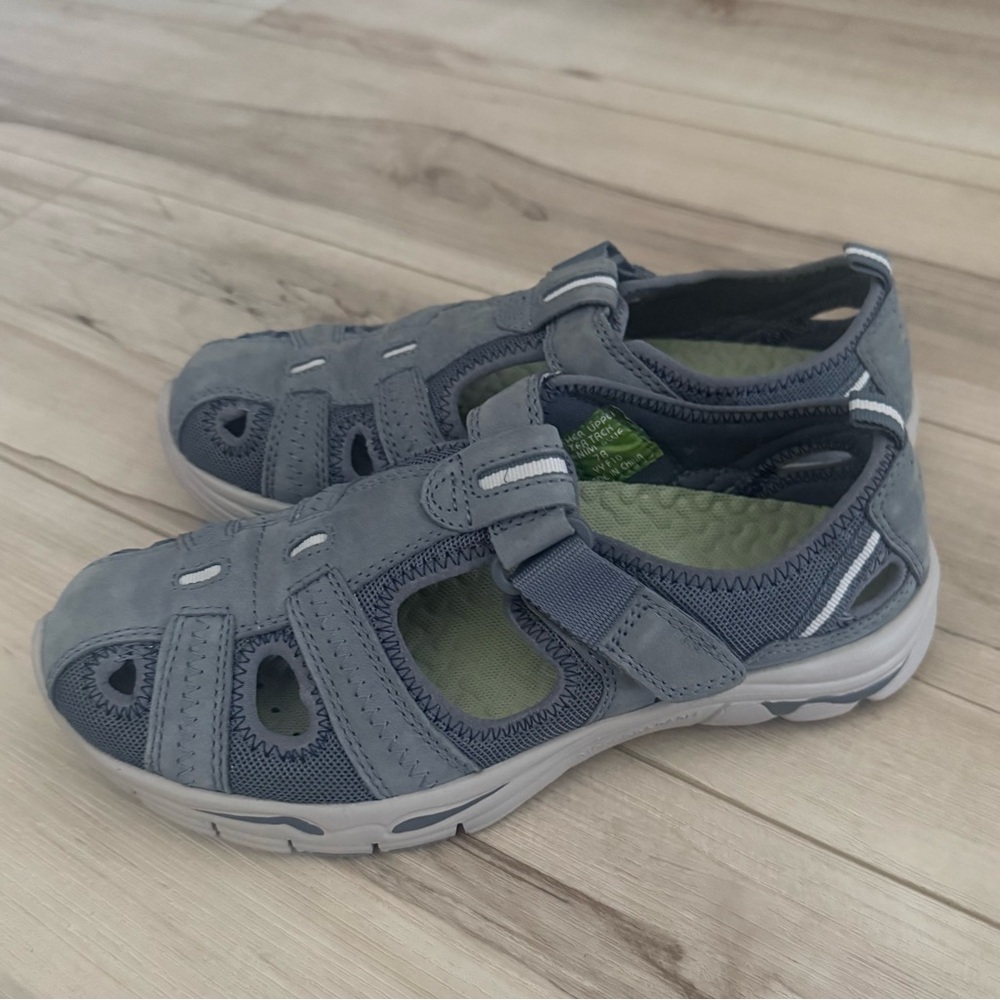 Earth Origins Sandal blue Gray Leather Women Size 7
